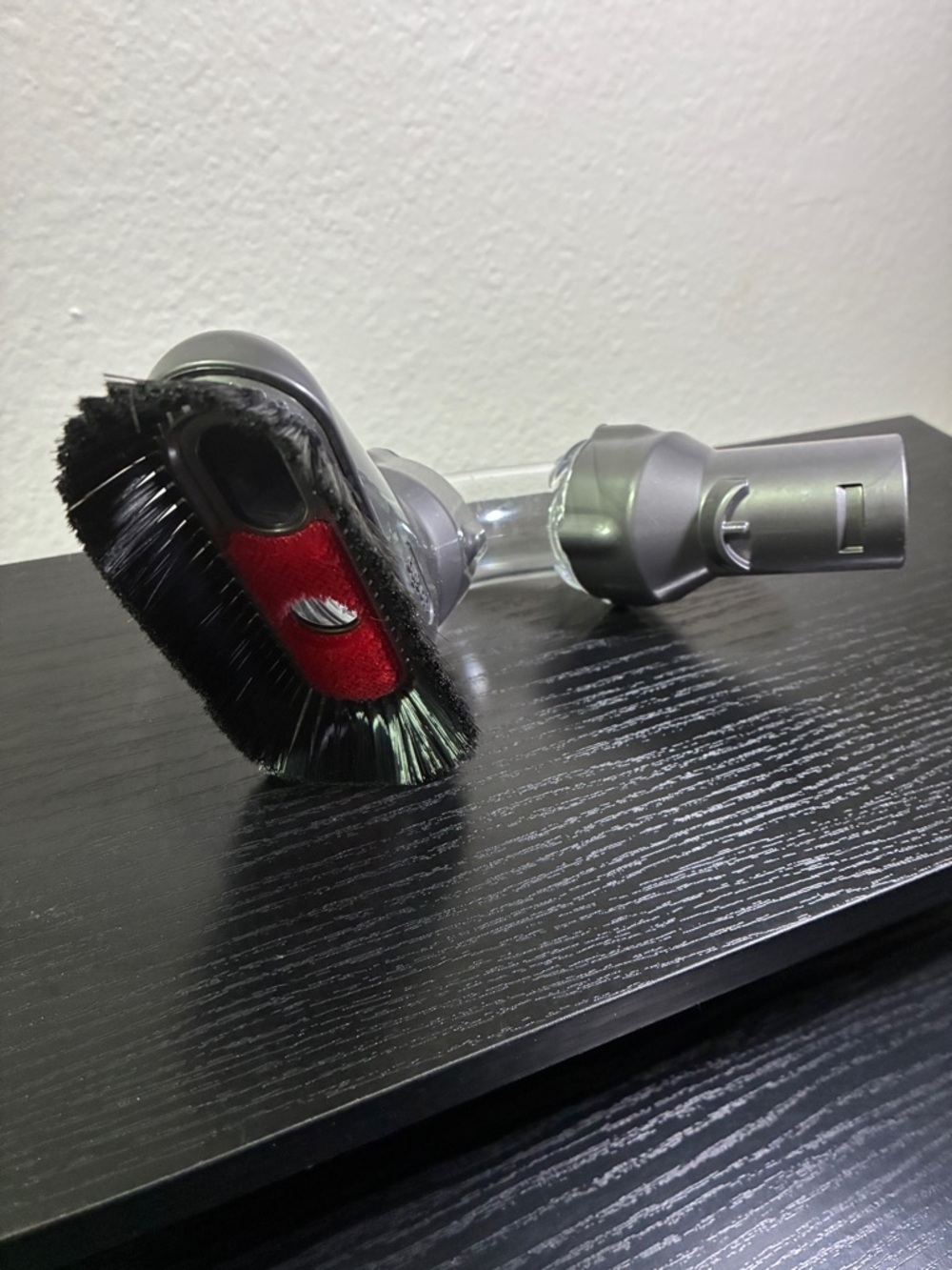 DYSON ORIGINAL OEM GENUINE
MULTI ANGLE BRUSH TOOL
ATTACHMENT 06-2982